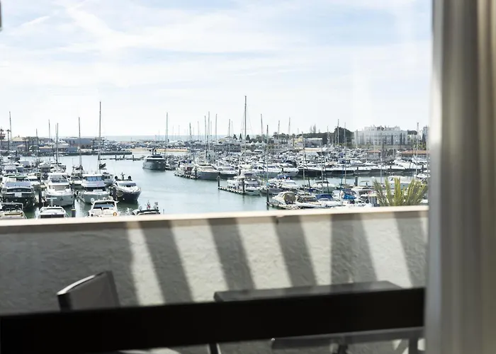 Marina Club - Sea Front - Apartamento