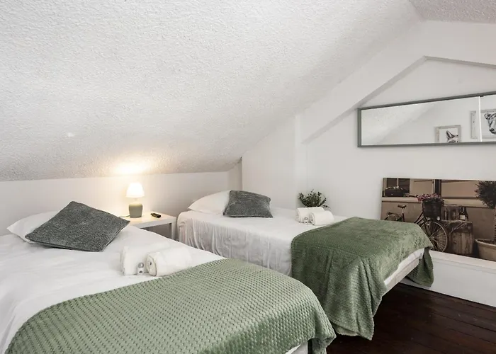 Marina Club - Sea Front - Apartamento *
