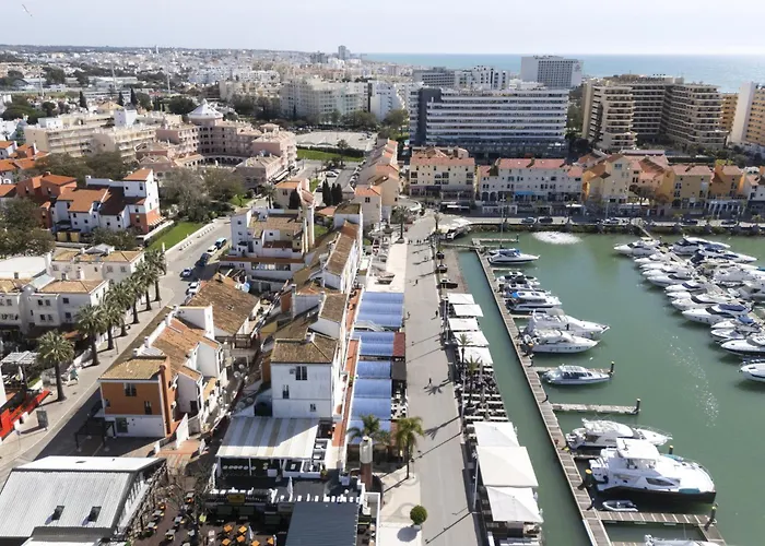 Apartamento Marina Club - Sea Front - *