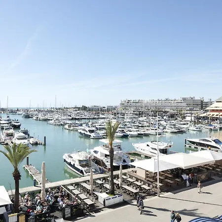 Marina Club - Sea Front - アパート *